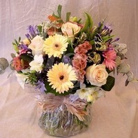 Hand Tied Bouquet Info and larger picture