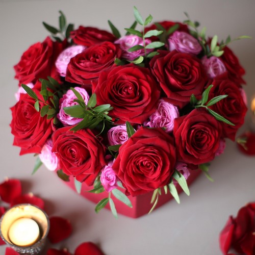 Valentine Red Rose Hat Box